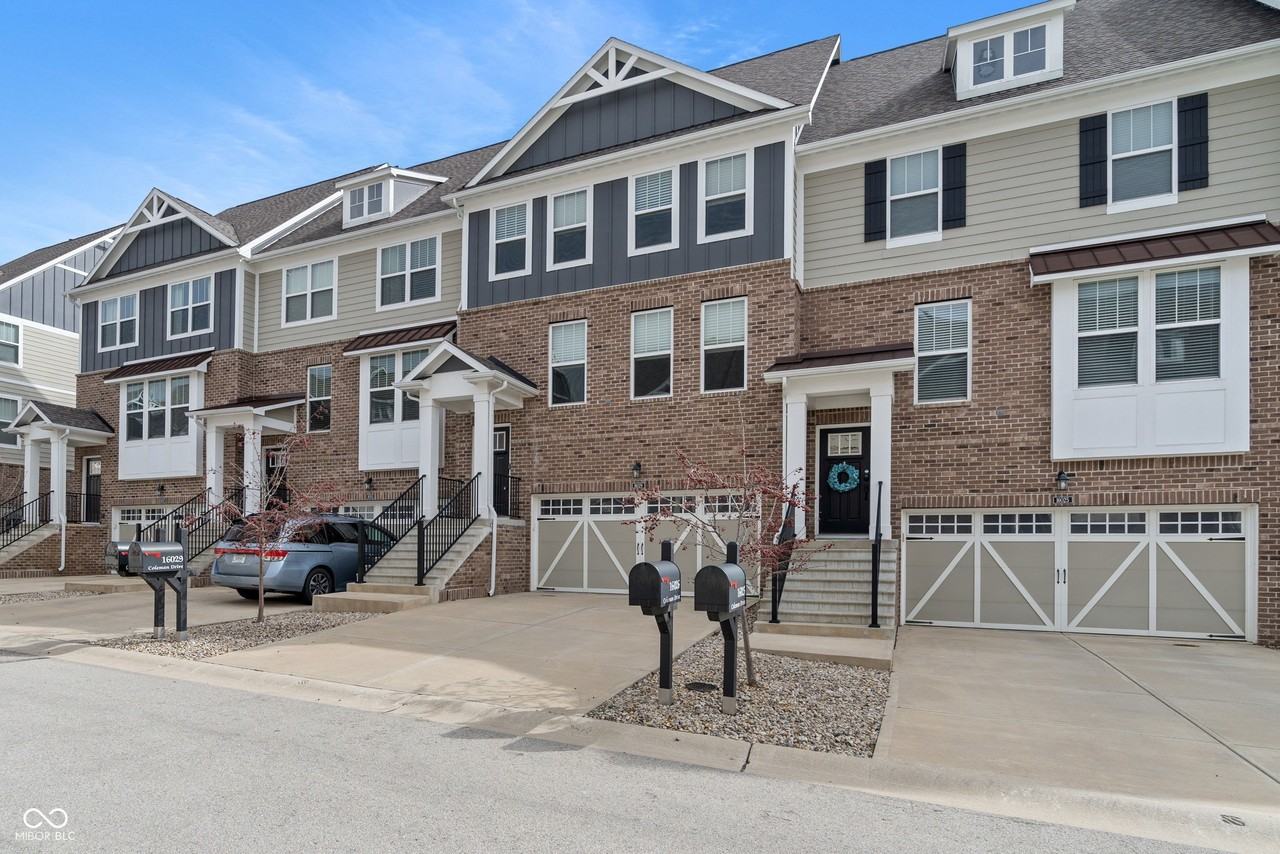 16029 Coleman Dr - Photo 2 of 44