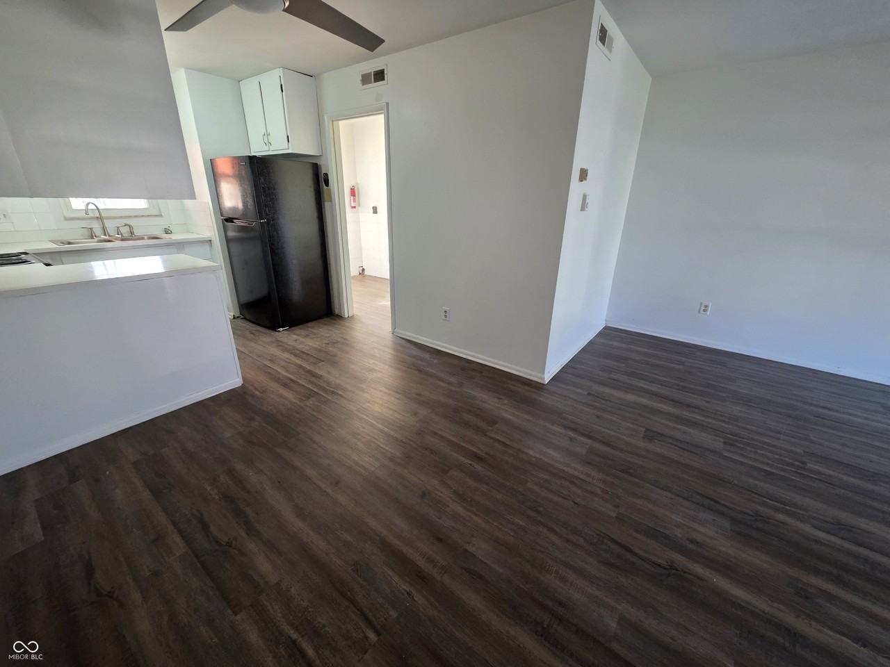 3809 Biscayne Rd - Photo 5 of 15