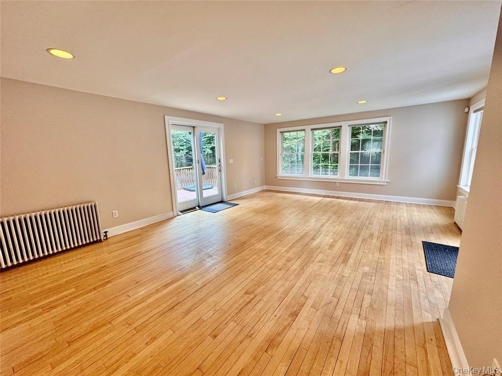 2 Ruth Ln - Photo 4 of 16