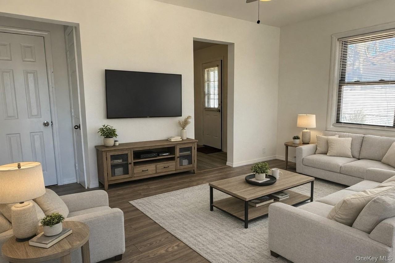 21 Sherwood Dr - Photo 4 of 18