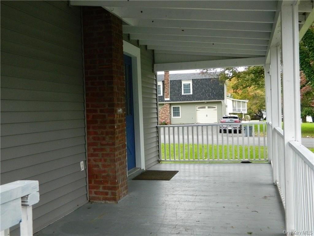 34 Kings Hwy - Photo 5 of 30