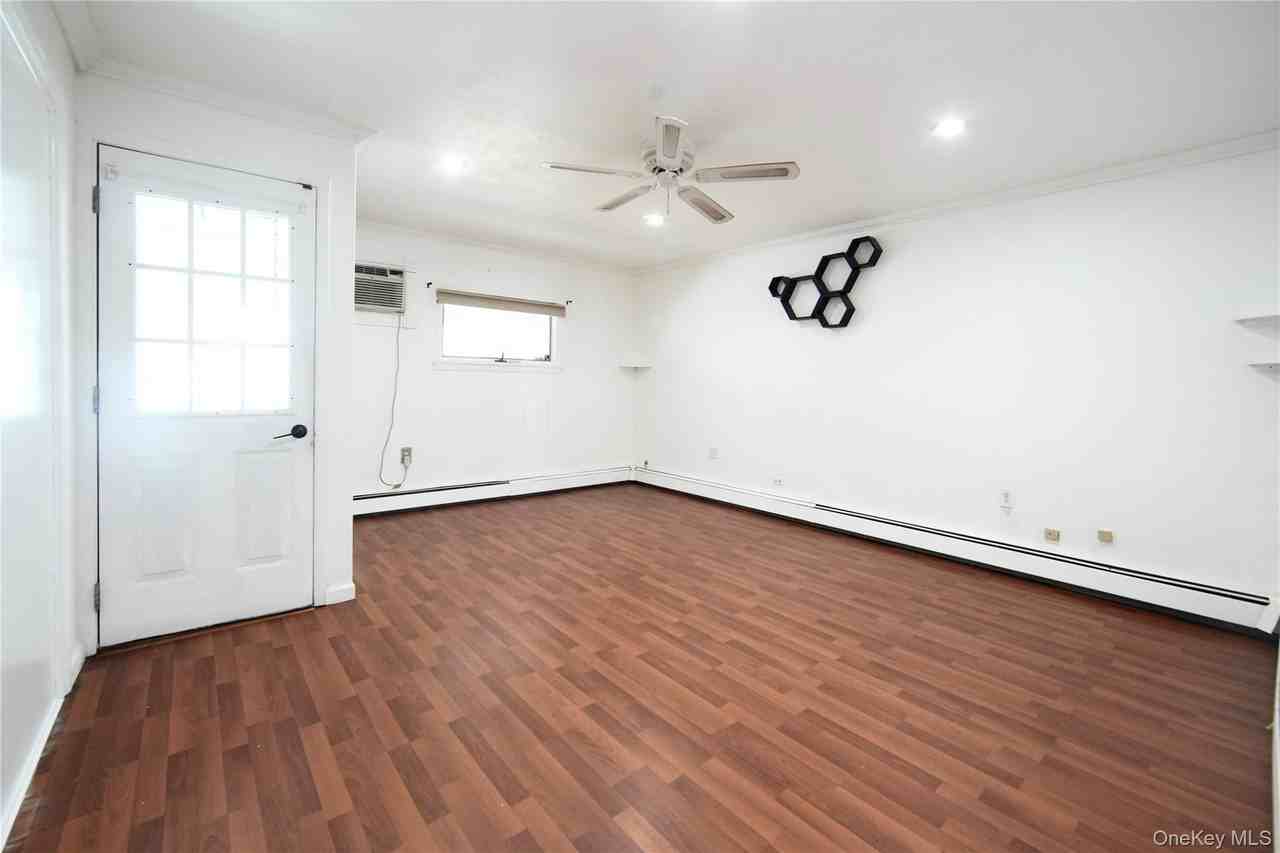 32 Needle Ln - Photo 7 of 19