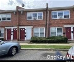 featured image of 680 Evelyn Ave