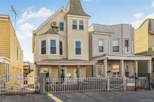 1837 Wallace Ave - Photo 1 of 1