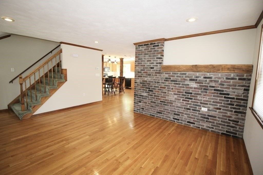 27 Andover Rd Unit 1 - Photo 7 of 19