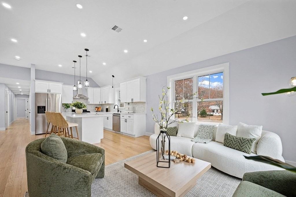 69 Readville St Unit B - Photo 3 of 30