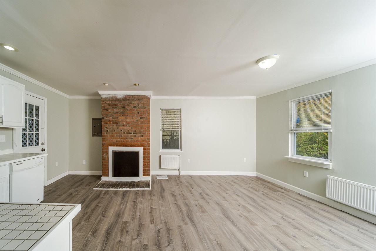 20 Vandenburgh Ave #SF - Photo 7 of 38