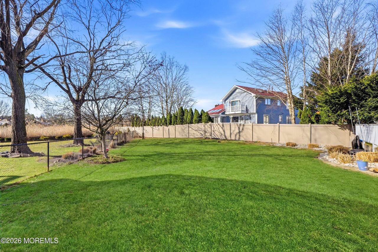 8 Jackson Ct - Photo 4 of 50