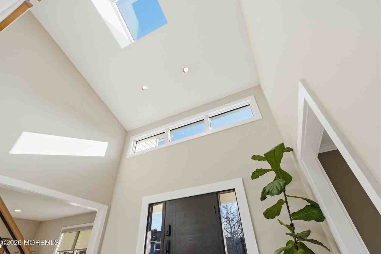 8 Jackson Ct - Photo 6 of 50