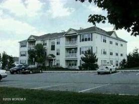 335 Saint Andrews Pl - Photo 1 of 1