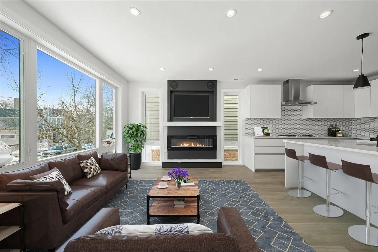 4222 N Bernard St Unit 2 - Photo 3 of 13