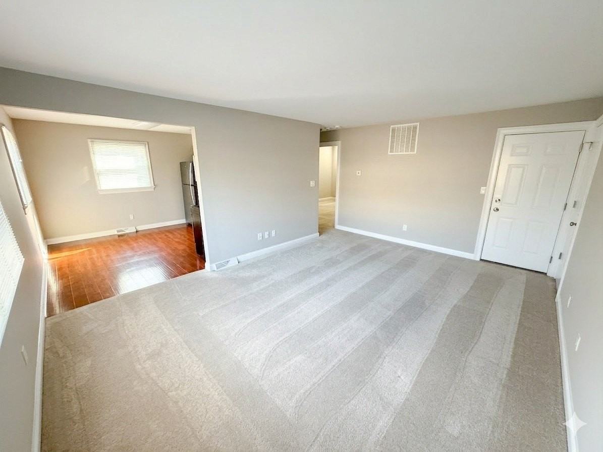 1420 S 14th St Apt A - Photo 3 of 5