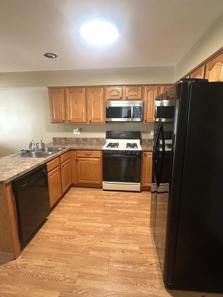 3088 Serenity Ln - Photo 3 of 26