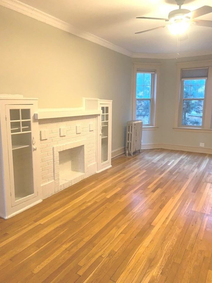 836 W Sunnyside Ave Apt 1s - Photo 2 of 8