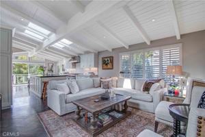 featured image of 255 Emerald Bay