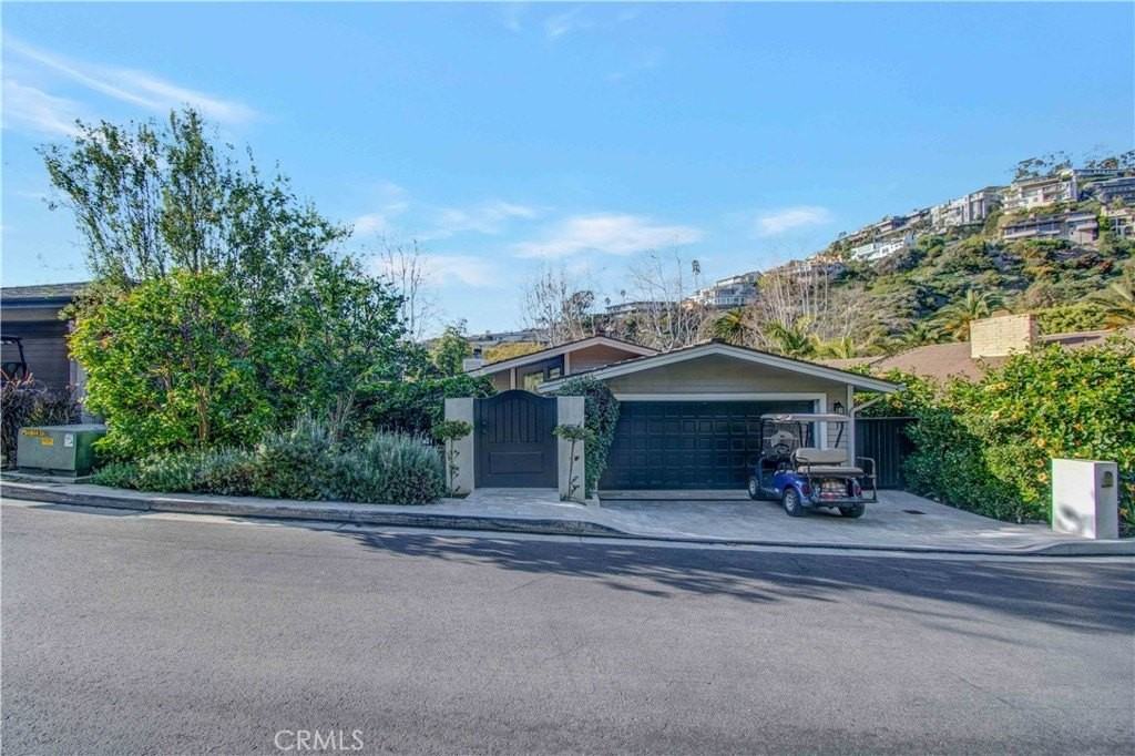 255 Emerald Bay - Photo 2 of 27