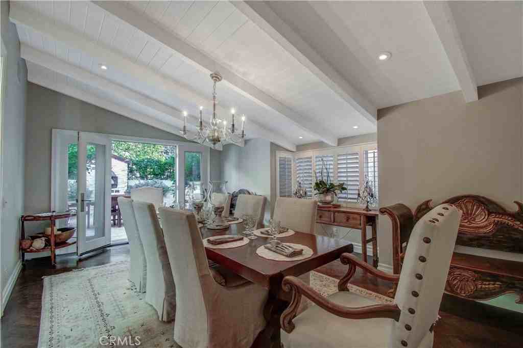 255 Emerald Bay - Photo 5 of 27