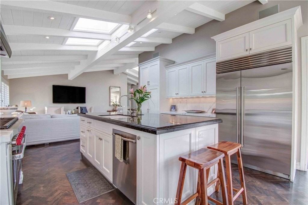 255 Emerald Bay - Photo 6 of 27