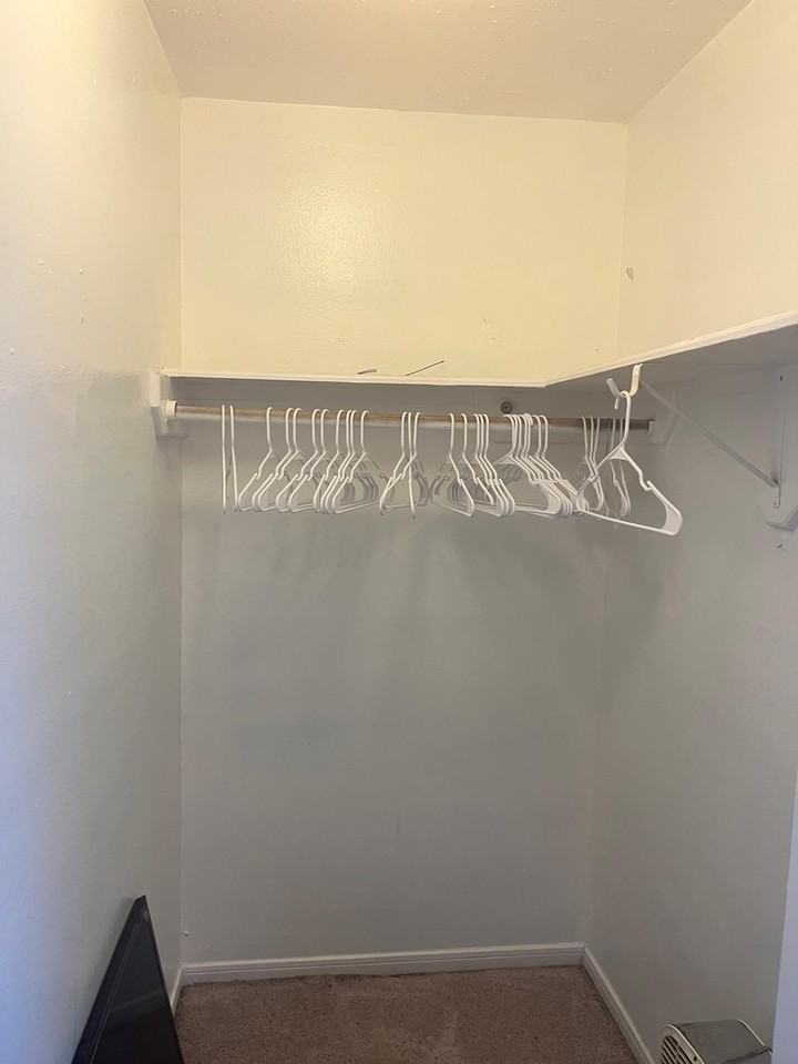 Worfield Ct - Photo 2 of 12