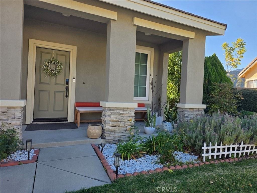 1767 Canyon Vista Dr - Photo 2 of 5