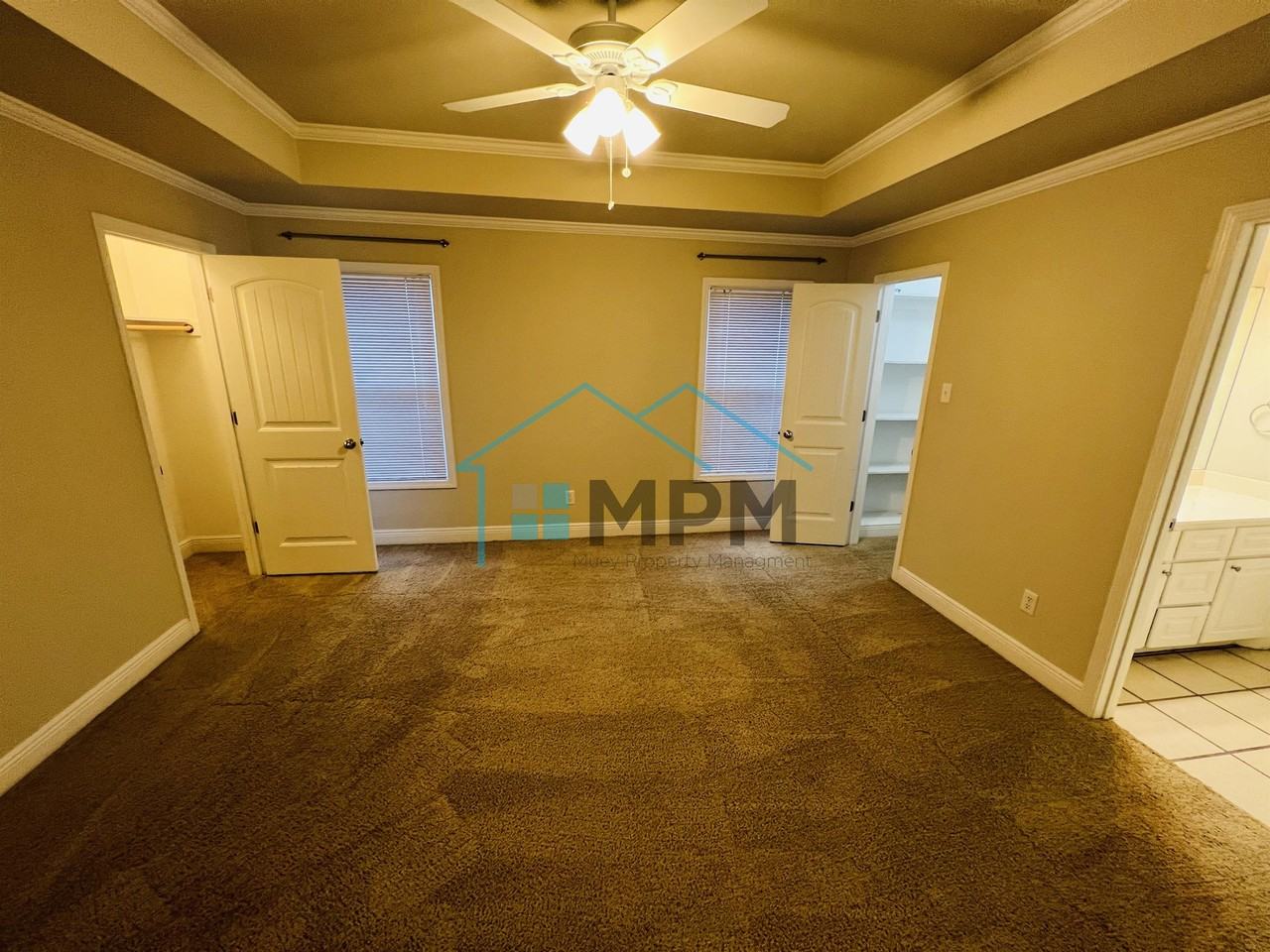 1114 Otis St #1 - Photo 4 of 13