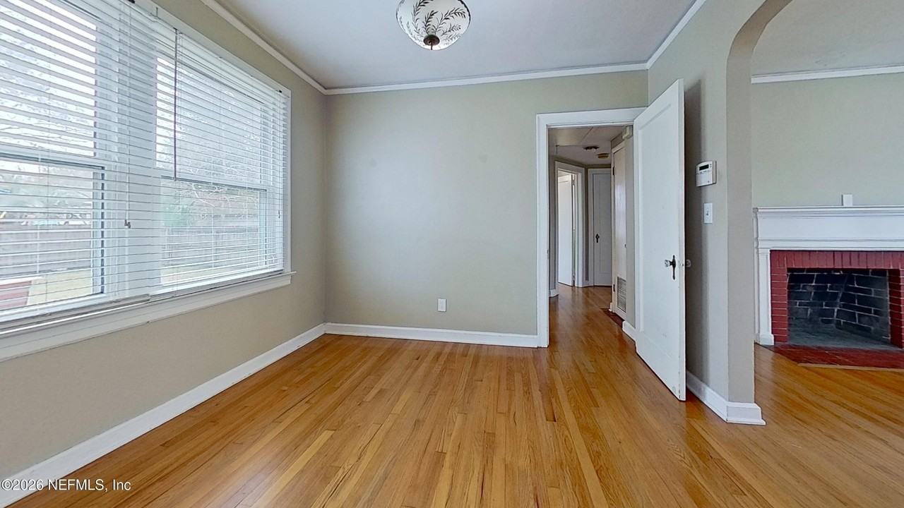 2151 Traymore Rd - Photo 7 of 18