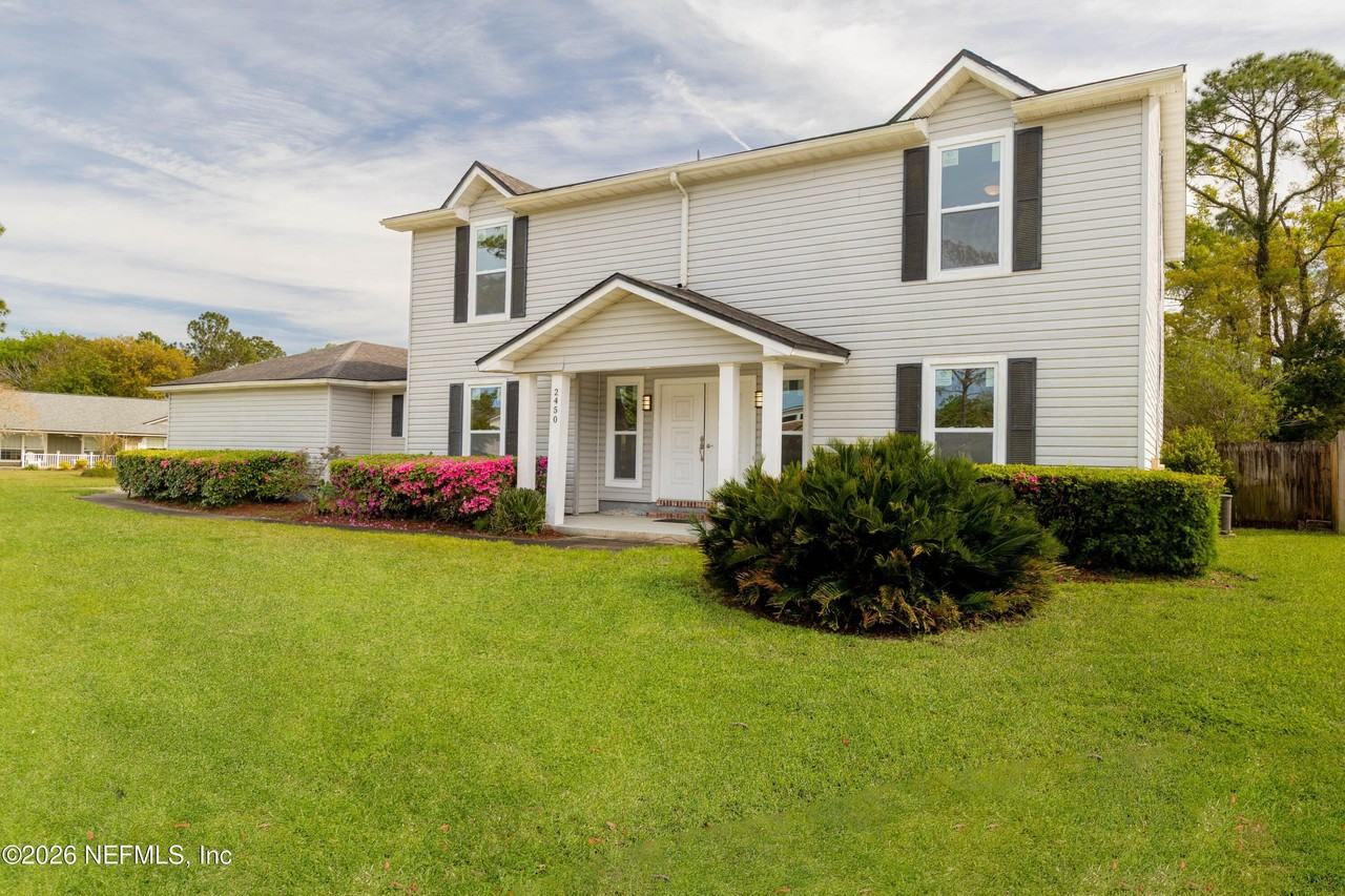 2450 Fallen Tree Dr W