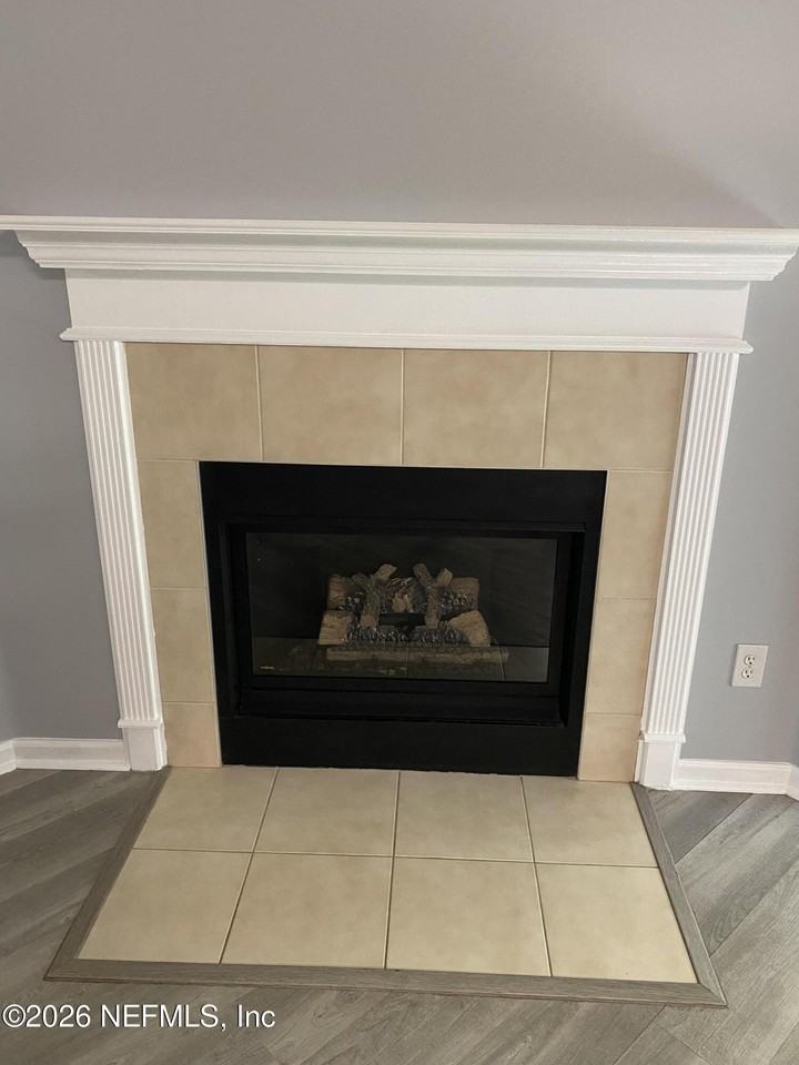 1805 Forest Creek Dr - Photo 4 of 26