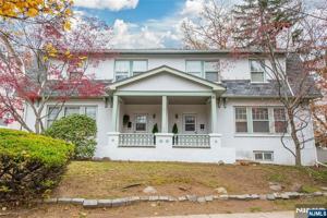 featured image of 61 Claremont Ave ## 63