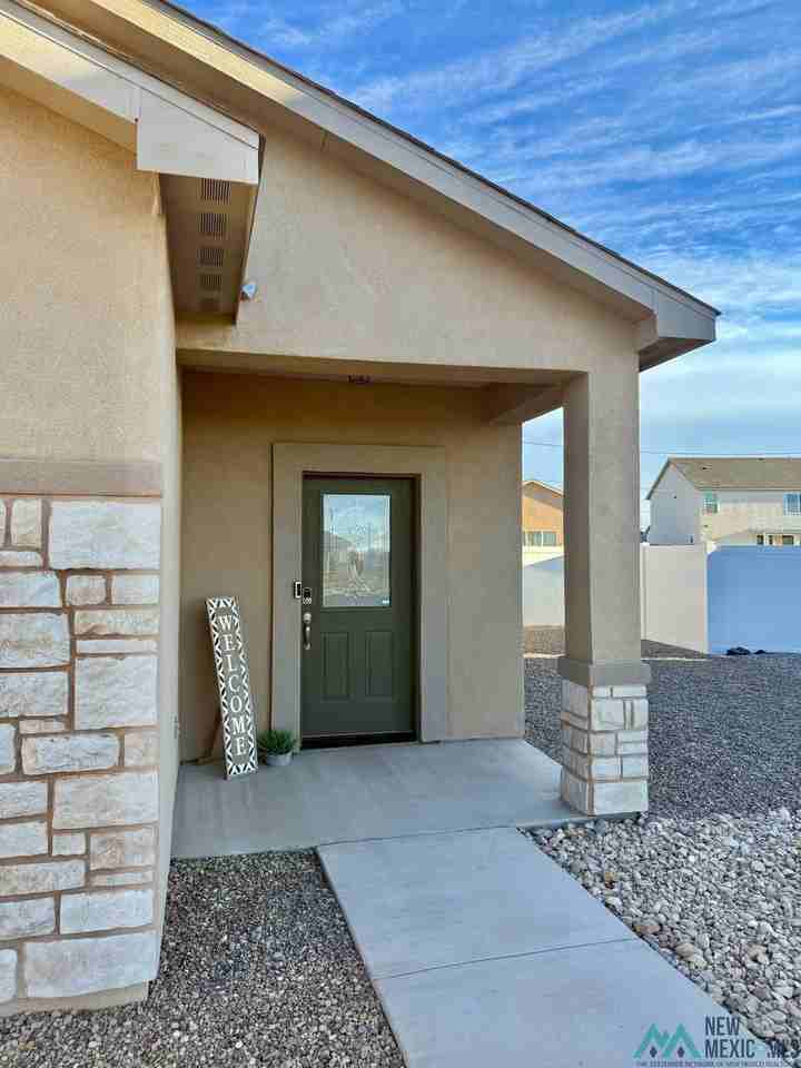 2509 W Ray Ave - Photo 3 of 39