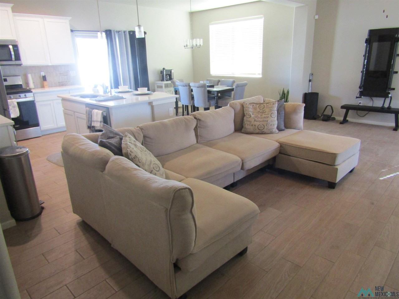 2509 W Ray Ave - Photo 6 of 39