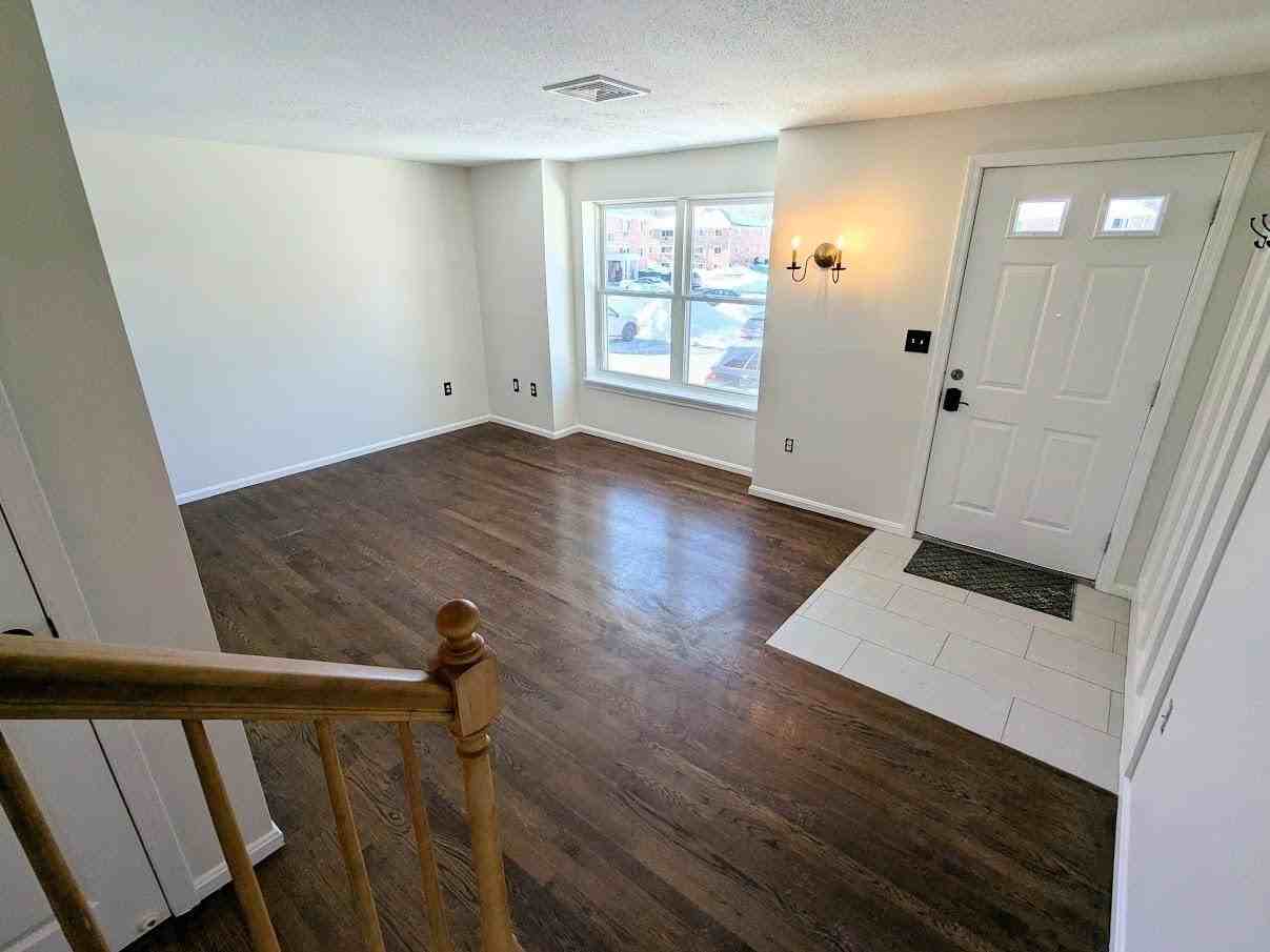 107 Franklin Street Ext #4 - Photo 5 of 33