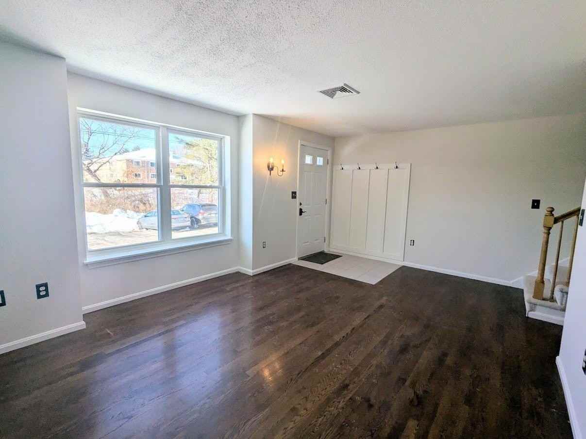 107 Franklin Street Ext #4 - Photo 6 of 33