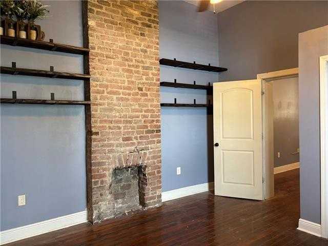 600 S Pierce St - Photo 4 of 9