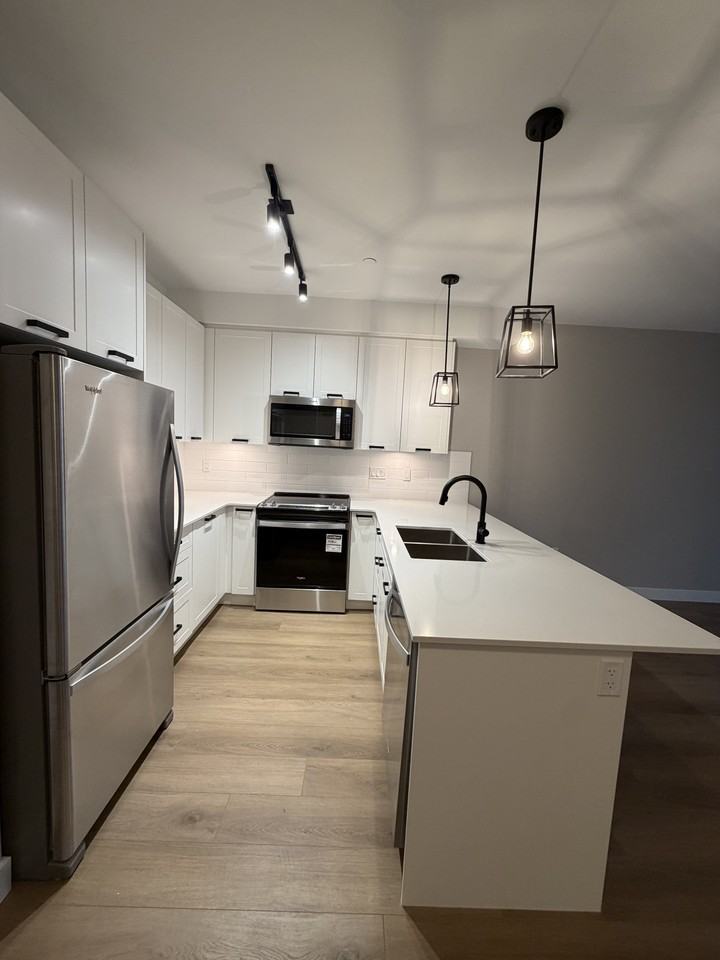 22562 121 Avenue #108 - Photo 5 of 40