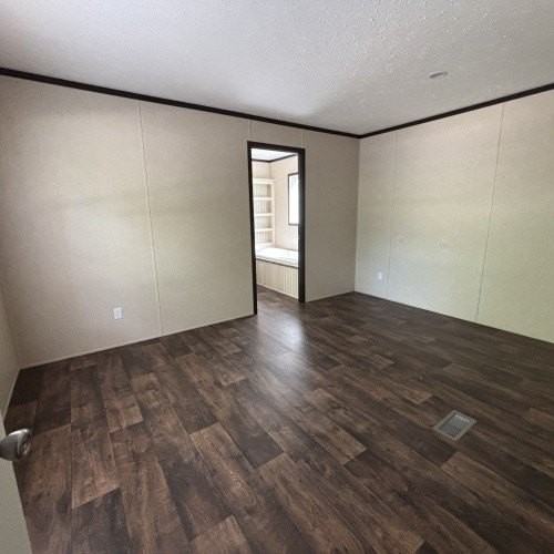 211 Falcon Dr - Photo 6 of 20