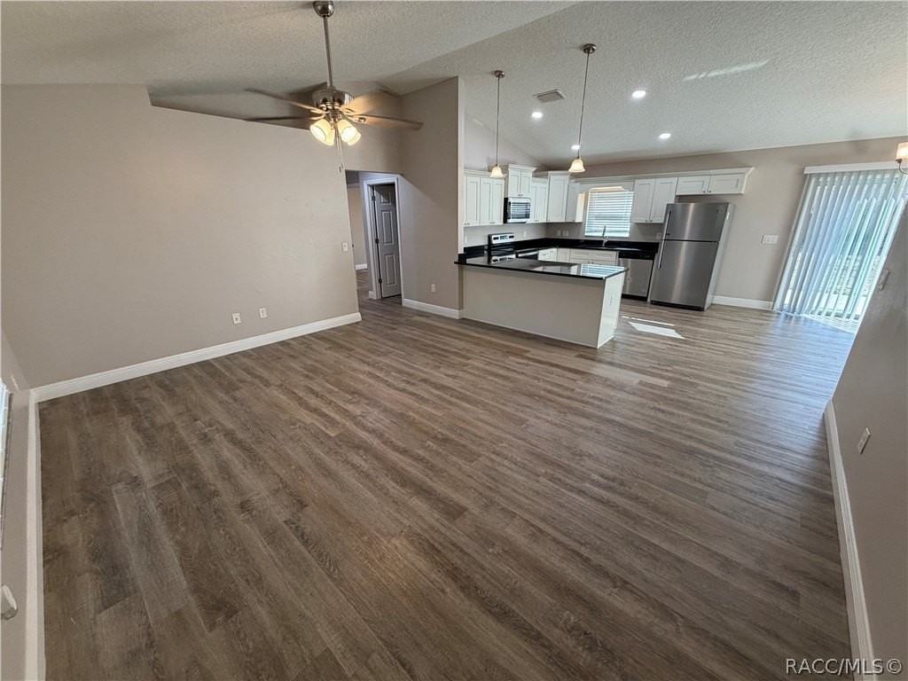 6744 N Waycross Way - Photo 2 of 14