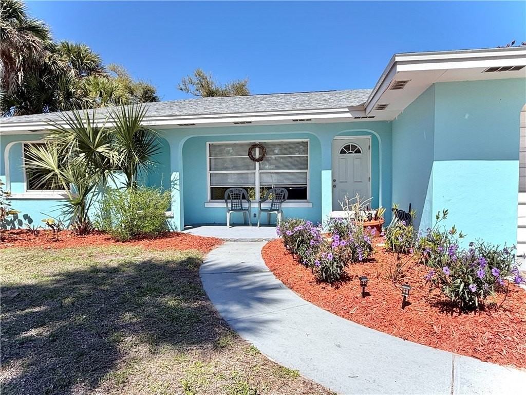 715 Holly Rd - Photo 2 of 25