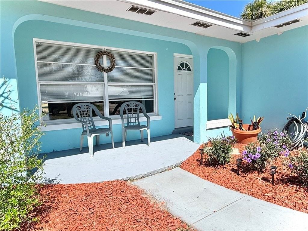 715 Holly Rd - Photo 3 of 25