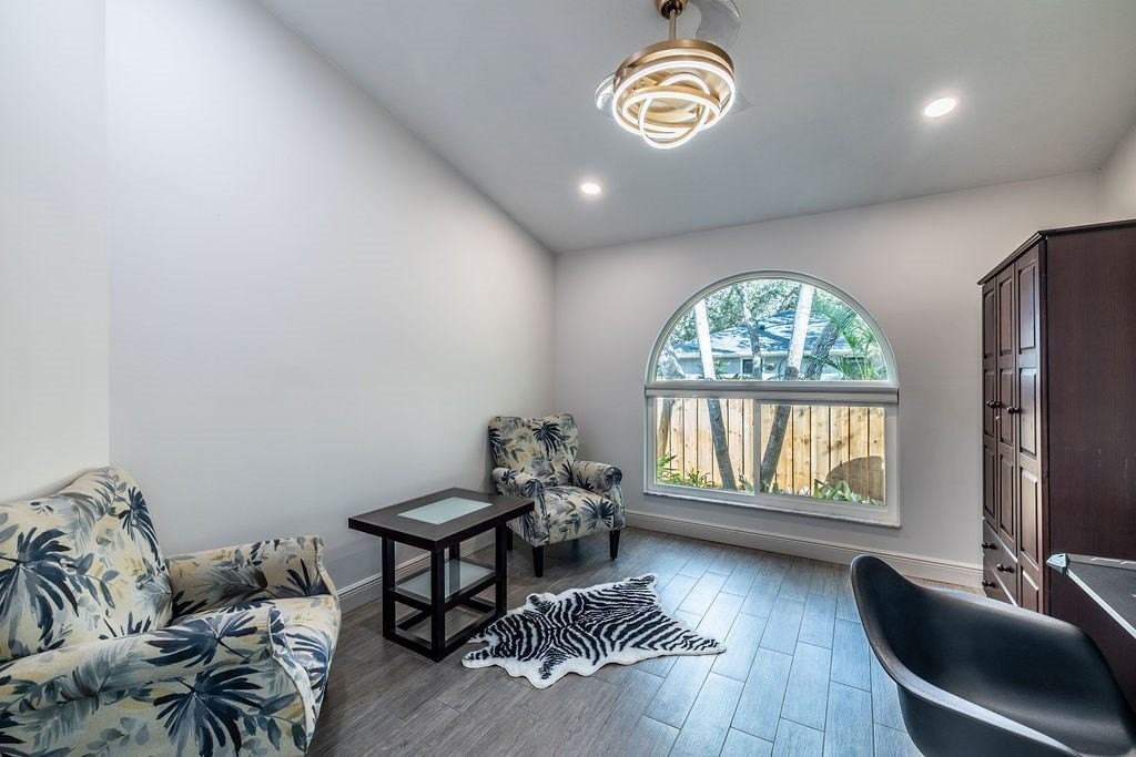 9330 Seagrape Dr - Photo 5 of 29