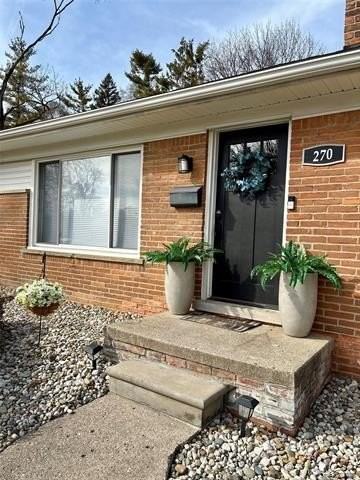 270 Winry Dr - Photo 6 of 50