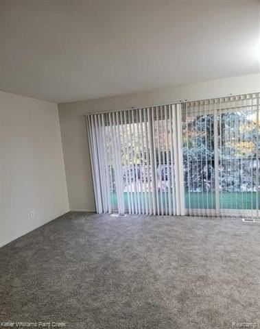 8545 Kennedy Cir - Photo 4 of 12