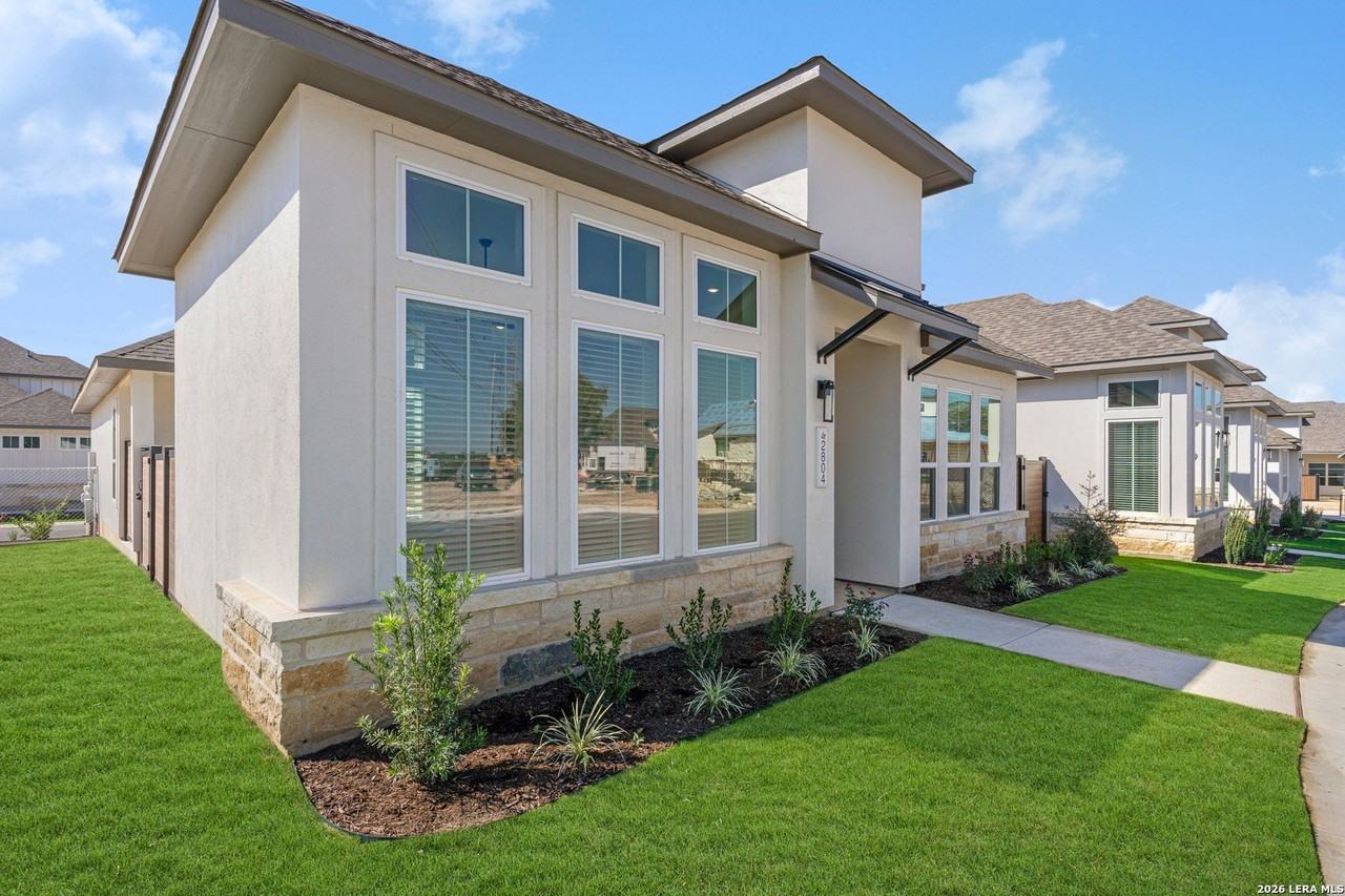 3523 N Loop 1604 E Unit 2304