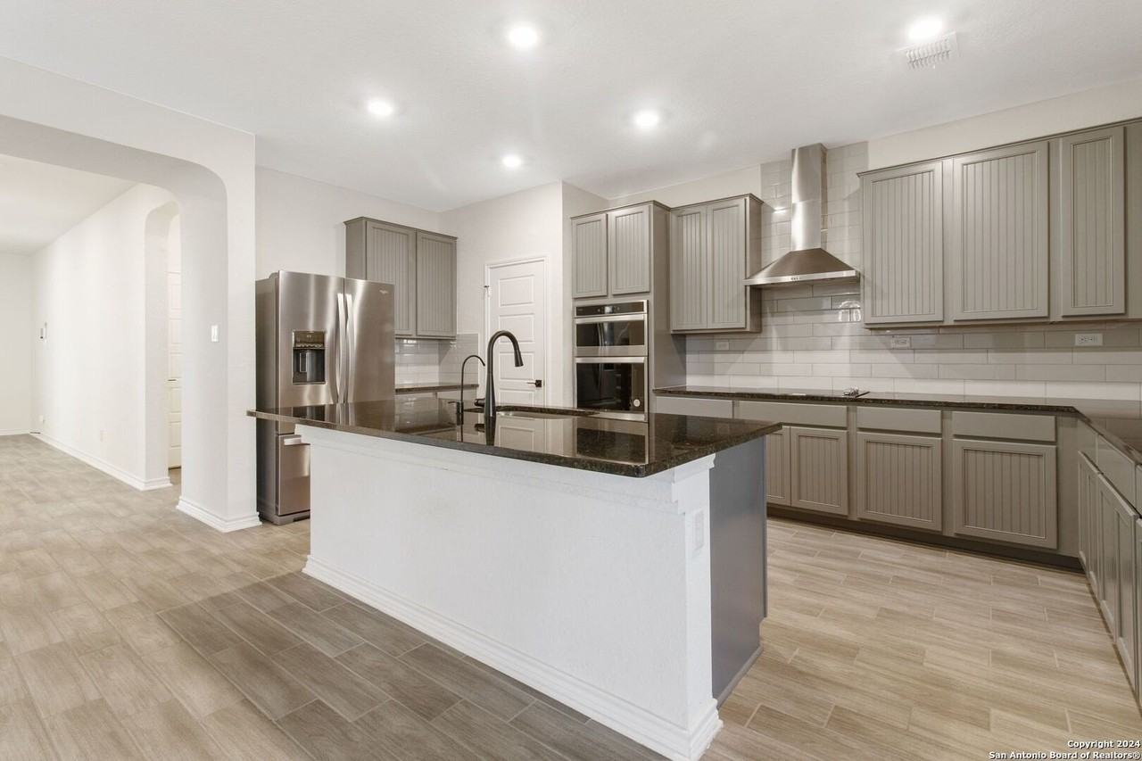 22375 Escalante Run - Photo 5 of 18