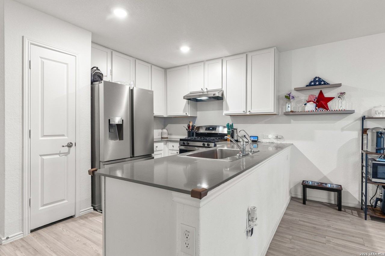 4534 Martin Way - Photo 5 of 27