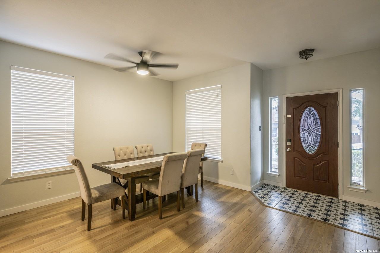 12146 Painted Daisy - Photo 3 of 22