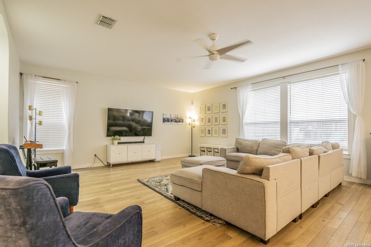 12146 Painted Daisy - Photo 5 of 22