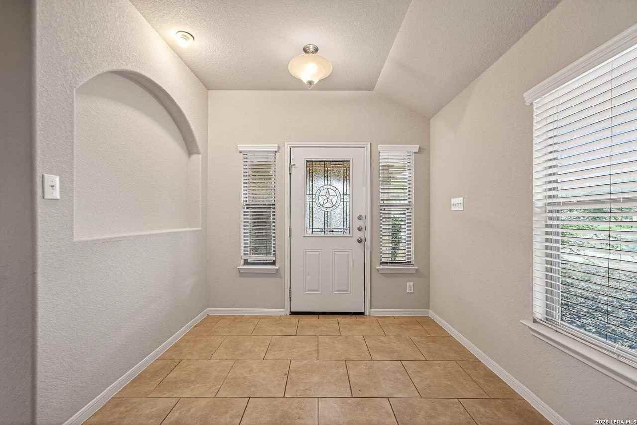 5615 Southern Knl - Photo 5 of 27