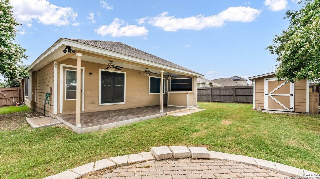 7951 Brinson Ct - Photo 6 of 20