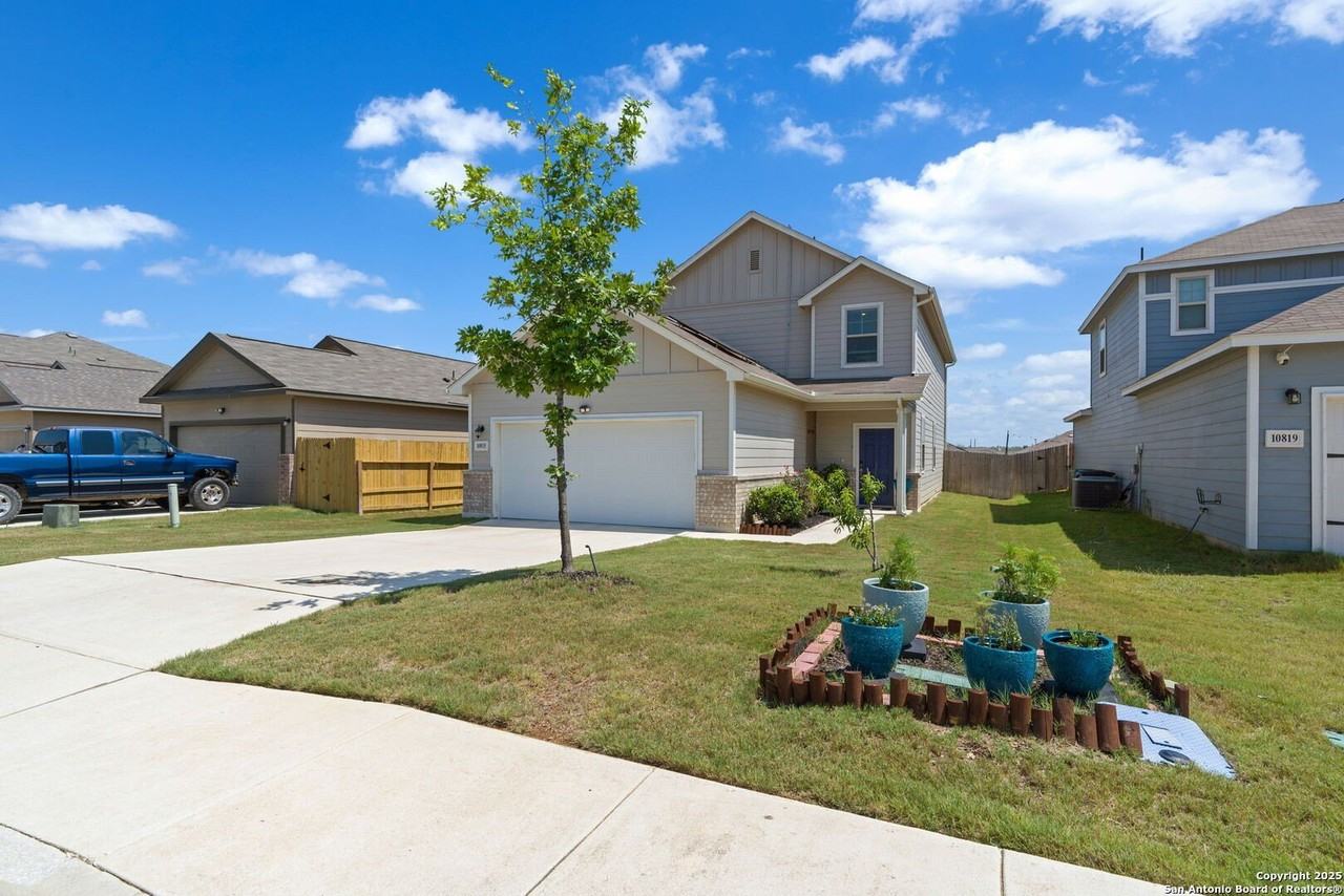 10815 Fox Trot - Photo 2 of 29